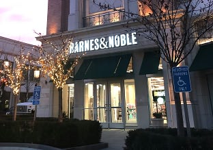 Barne & Noble Farmington
